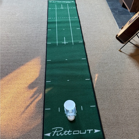 Putt Out Golf mat - Picture 2 of 2